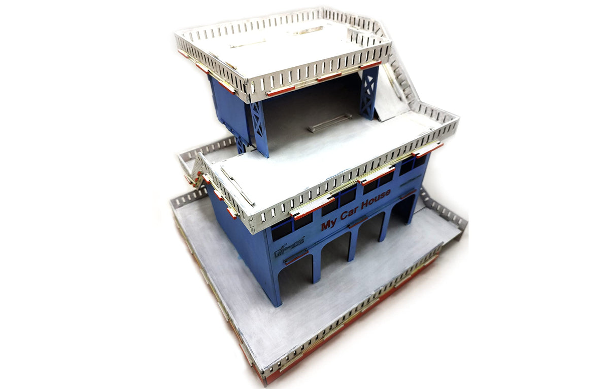 Parking Garage Build-and-Paint Kit – 41 × 41 cm