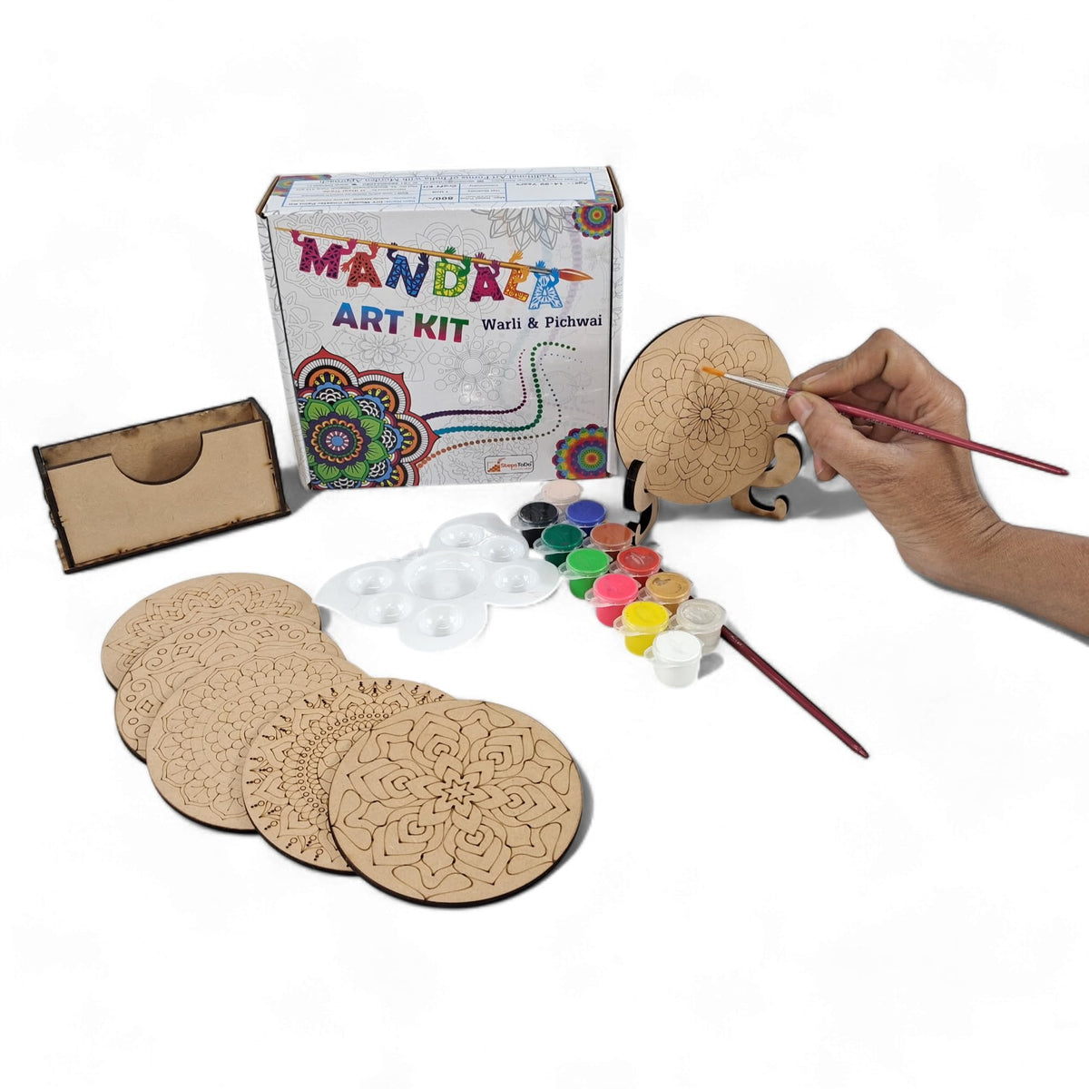 Mandala Coaster Painting Kit – 6 Circular 4-Inch Bases, Case & Paints