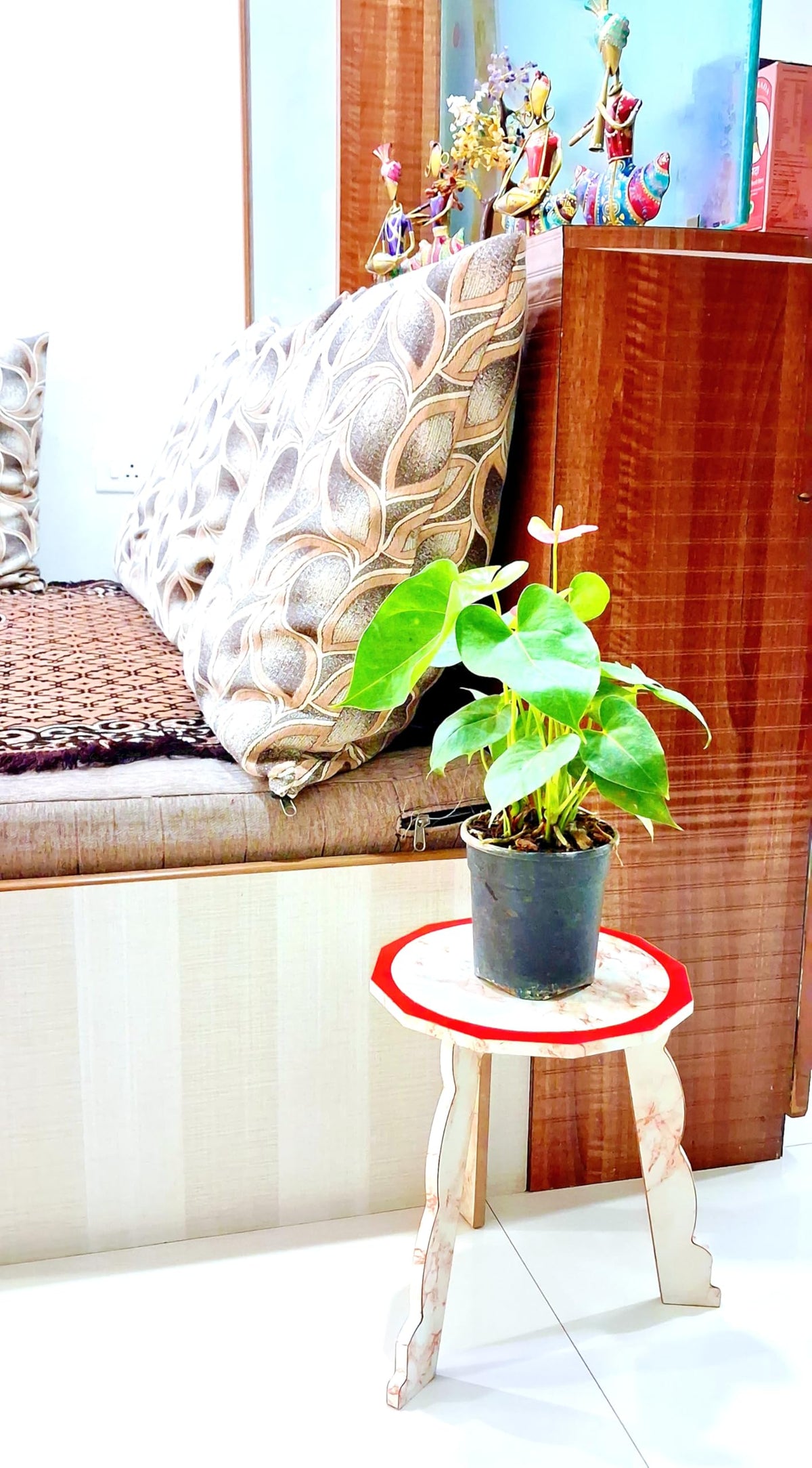 Foldable Wooden Dodecagon Stool & Side Table – 12 Inch, 3 Legs