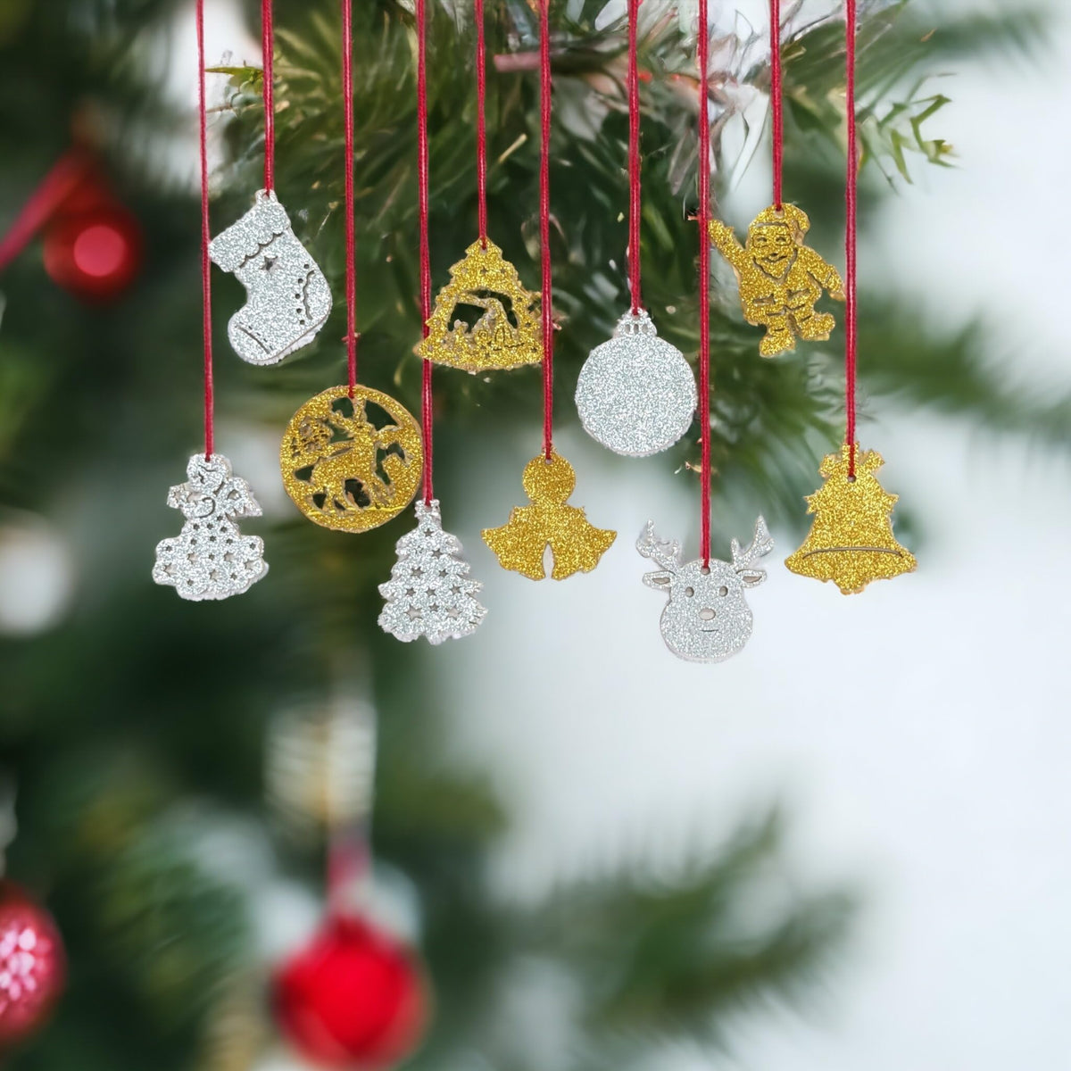 Gold/Silver Foam Christmas Ornaments – 50 Pieces, 23 × 9 cm & 27 × 2 cm