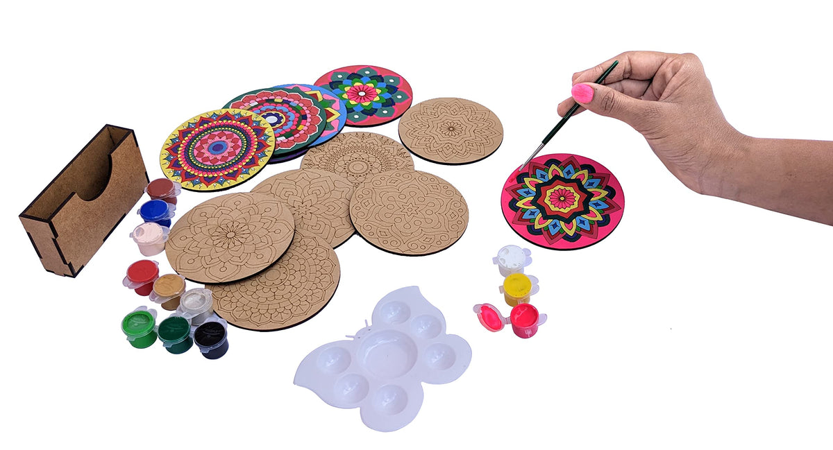 Mandala Coaster Painting Kit – 6 Circular 4-Inch Bases, Case & Paints